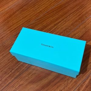 NEW AUTHENTIC Tiffany &Co empty box with empty glasses case.